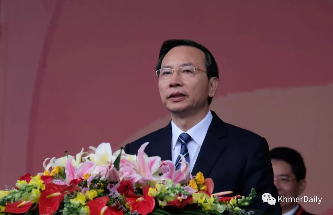 海南省省委副书记李军在开幕式上致辞