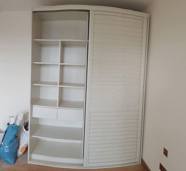 橱子出售140美元