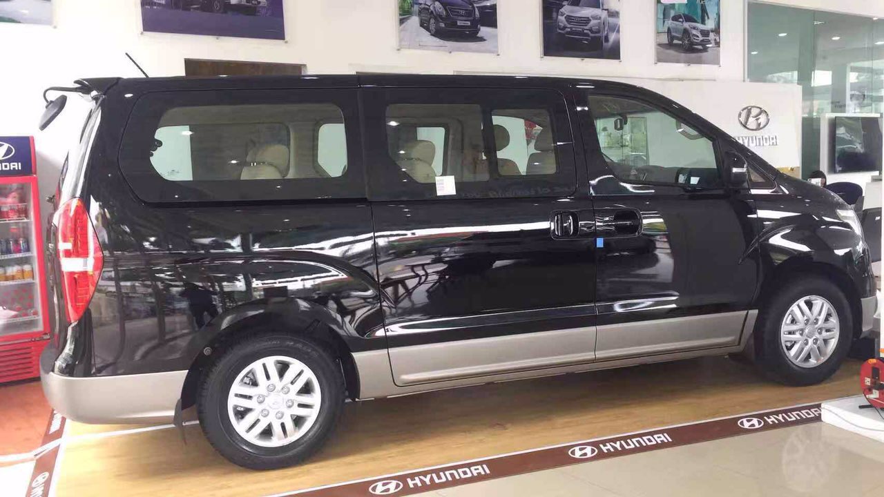 汽车买卖 69 【出售】全新现代h1 白色顶配 黑色标牌 47500 .