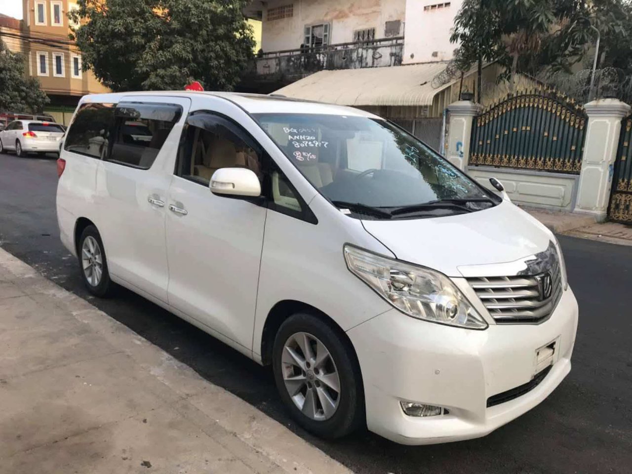 《西港现车》新到阿尔法08年 $2500一个月