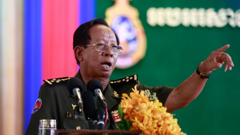 军官不能同时拥有"将军"和"勋爵"的称谓,目前已有61名柬埔寨王家军