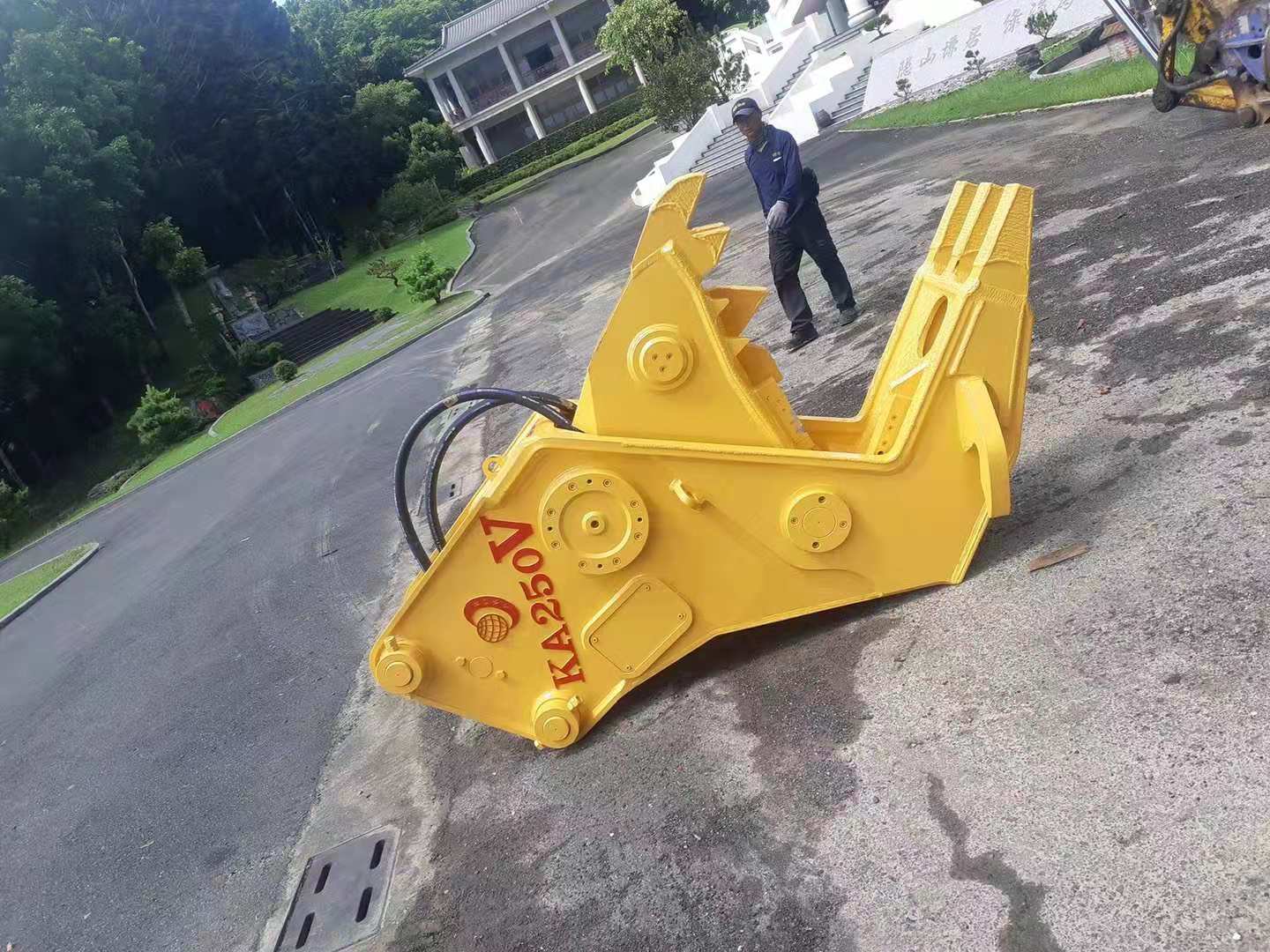 大钢牙2卖 出租2.jpg