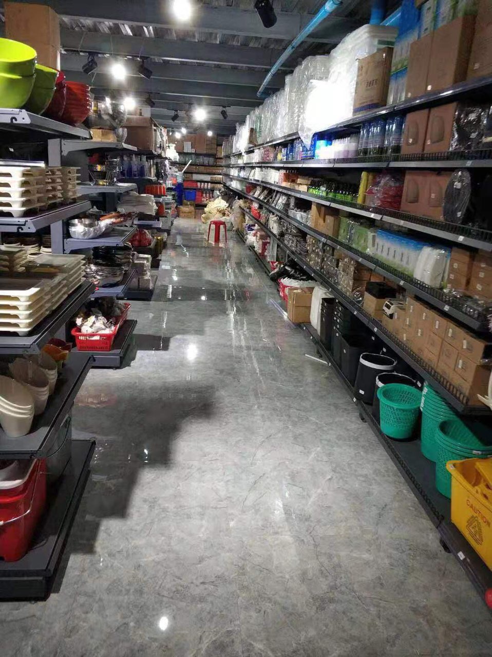 在西港您还在为采购厨房设备用品而东奔西跑吗?[复制链接]