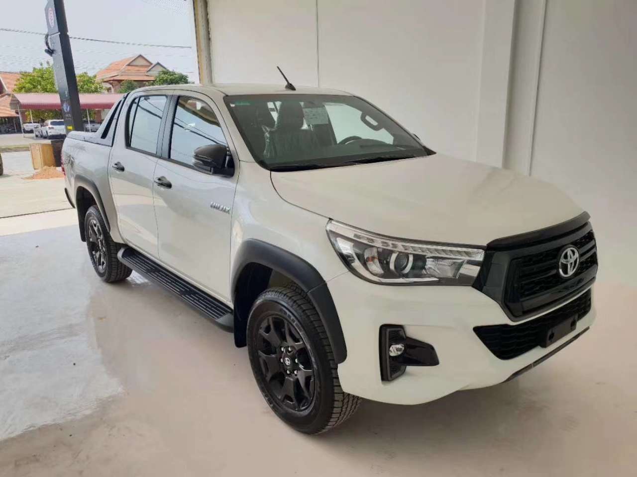 2020全新丰田皮卡四驱