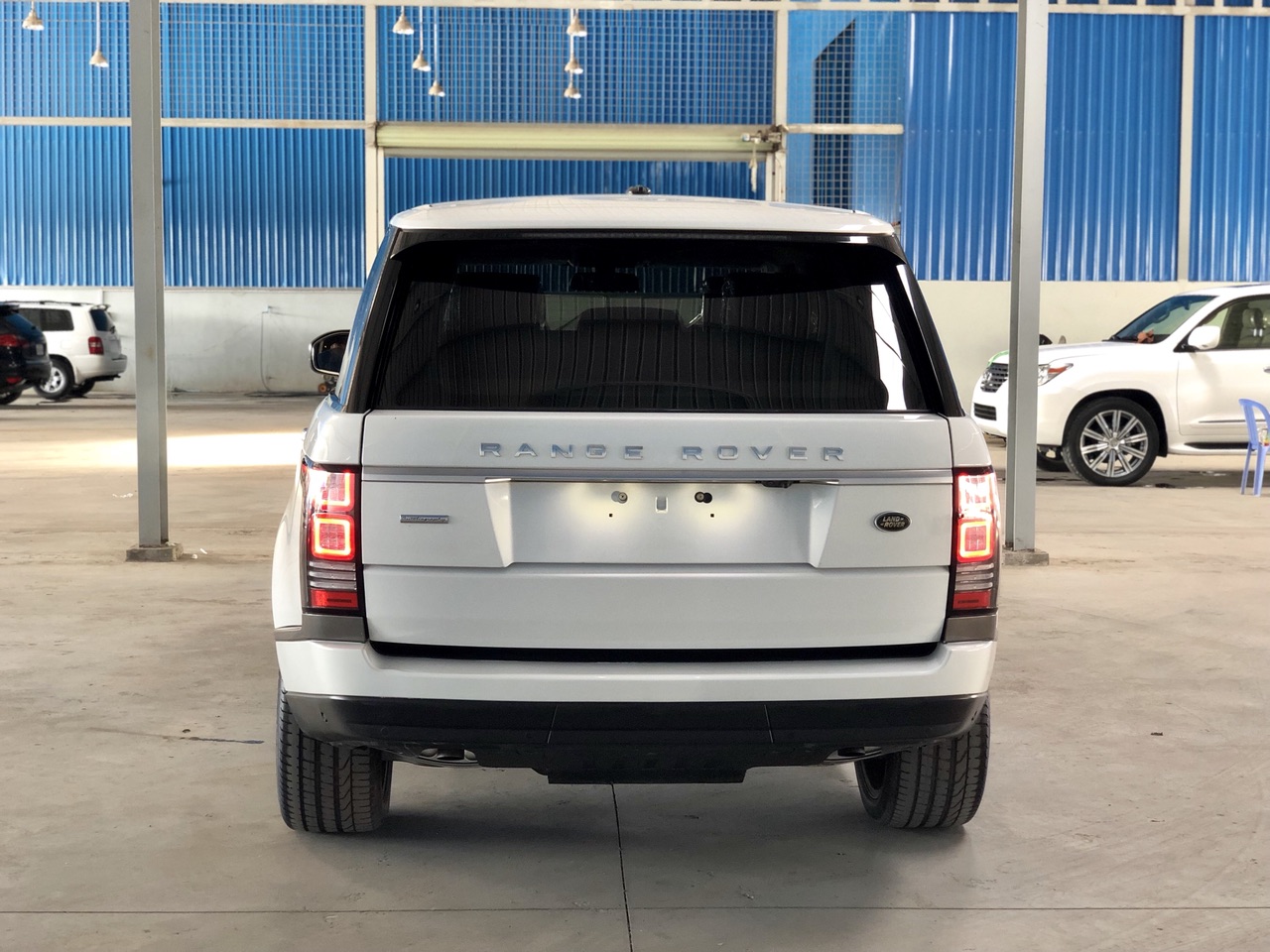 2016年路虎揽胜创事版v63.0柴油$109500