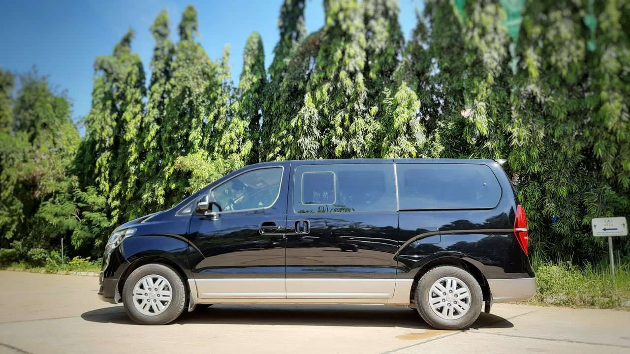 【出售】2019年现代h1柴油12座开了一万多公里西港看车[复制链接]