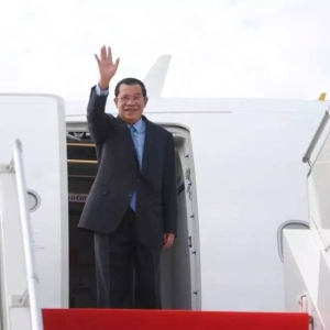 洪森正式开启日本访问之旅