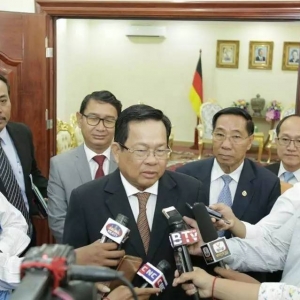 柬德两国服装交易额突破10亿美金