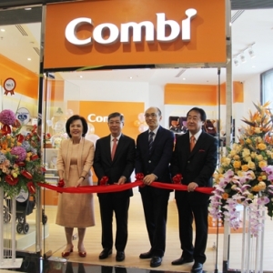 幸运集团携手日本母婴用品厂商举行新店剪彩