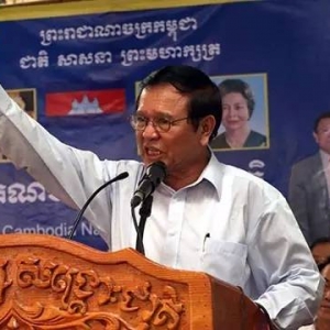 救国党：只对该党的《决议》负责