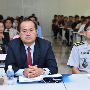 购物商场零售商也须纳税