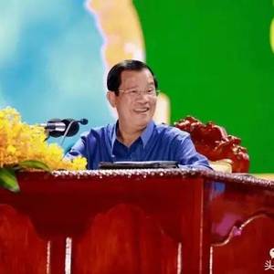 洪森警告：境外势力勿干涉柬埔寨内政