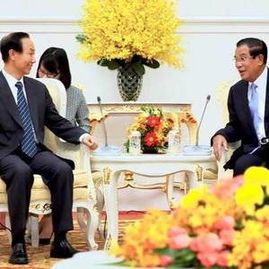 洪森会见王家瑞 期待习近平连任中共总书记