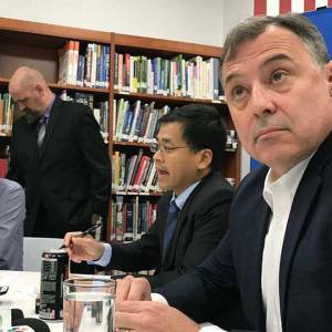 美国大使：柬埔寨与美国“翻脸”，受损一方不是美而是柬