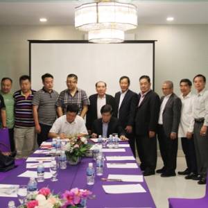 建立友好关系 推动各领域合作  青岛市海交会代表团拜访柬华总会 ... ...