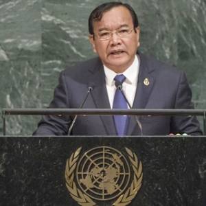 柬埔寨—哥伦比亚签署官员互访免签协议