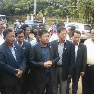 救国党议员还是见不著金速卡