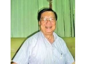 他30岁富甲金边：出任董事长，有私人飞机，研制国酒