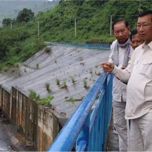工业部长视察贡不省兴建自来水厂计划