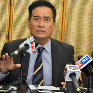 为当议员 党员“奔走送礼” 奉党急出面否认