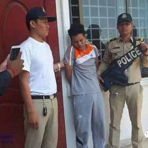 司机变内鬼，偷中国老板手机去典当卖钱