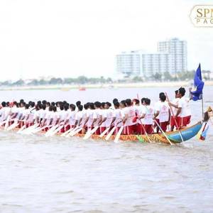 送水节圆满落幕  洪森总理送祝福
