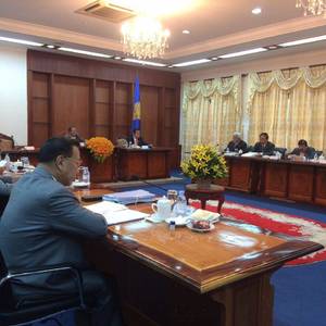国会17日审议明年国家财政预算案