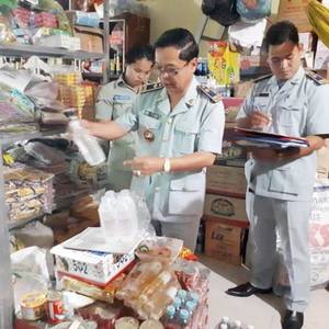 菩萨省开展检查食品安全活动