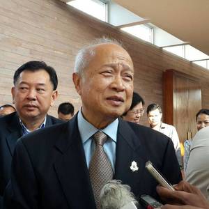 如福记或出任国会第一副主席
