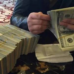 在柬埔寨，我认识一个三星将军，可以帮你搞定一切