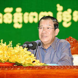 不辞辛劳 为大选继续奔走 总理继续执政十年为民服务
