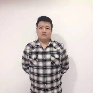 年薪25万的名企高管，他为何愿意来柬做个洗菜工？