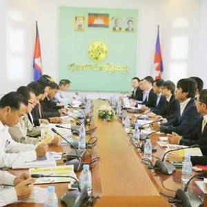金边市府就建设轻轨召开专题会议