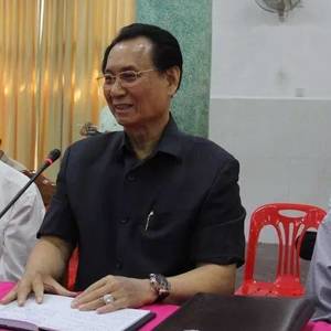 刘明勤 杨丹葡伉俪捐地一公顷 赠潮州会馆今后建址之用