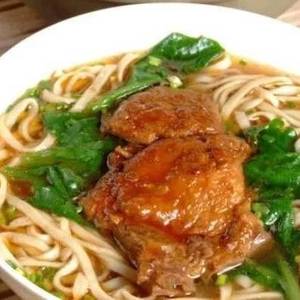 【金边美食】每天能卖出200份，金边这份$3的中国小吃绝了！