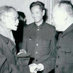 这位出生于潮汕的华人竟当上柬埔寨首相