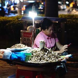 夜晚路边小吃