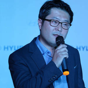 现代汽车柬销售代理商举办新车H1发布会