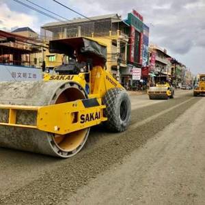 俄罗斯大道机场段扩建工程施工过半