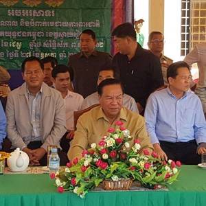 蒙索潘：退伍军人为民族解放事业牺牲太多