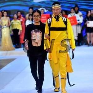 两岸大学生服装设计作品展演在福州举行