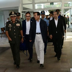 中国防长魏凤和结束访柬回国