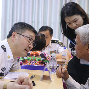 中国海军军医大学医疗队于柬开展义诊