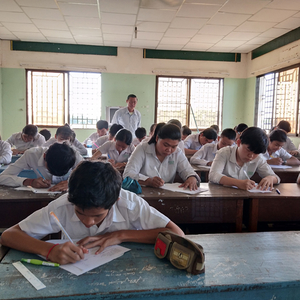华明学校隆重举行中小学毕业考试